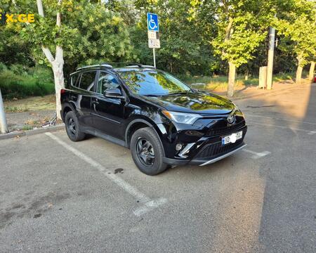 ქირავდება ტოიოტა რავ4 დღიურად / Qiravdeba Toyota rav4 dgiurad 