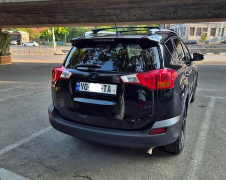 ქირავდება ტოიოტა რავ4 დღიურად / Qiravdeba Toyota rav4 dgiurad 